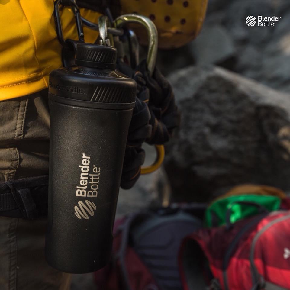 Спортивная бутылка-шейкер BlenderBottle Radian Thermo Edelstahl 26oz/770ml Black (ORIGINAL)