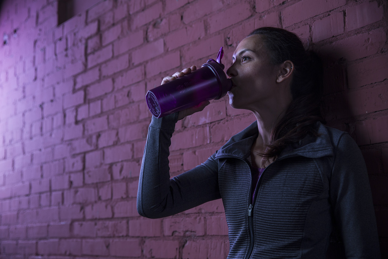 Шейкер спортивный BlenderBottle Classic Loop 32oz/940ml Plum (ORIGINAL)