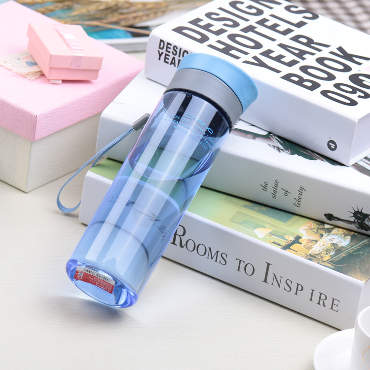 Бутылка для воды CASNO 600 мл KXN-1145 Голубая + пластиковый венчик