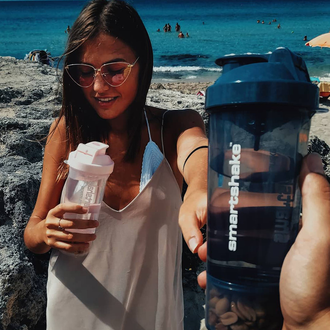 Шейкер спортивний Smartshake Slim 500ml Black