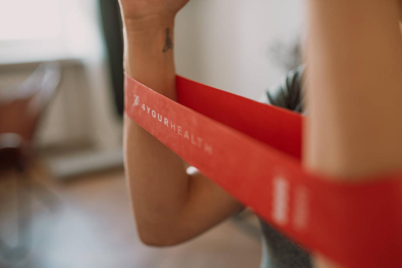 Фітнес резика 4yourhealth Mini Band Level 4 (10-15кг.) червона