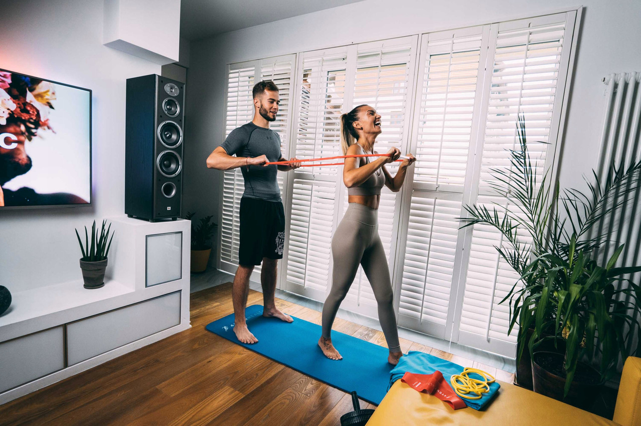 Гумова петля для тренувань 4yourhealth Power Band Level 3 (12-30кг.) чорна (0910)