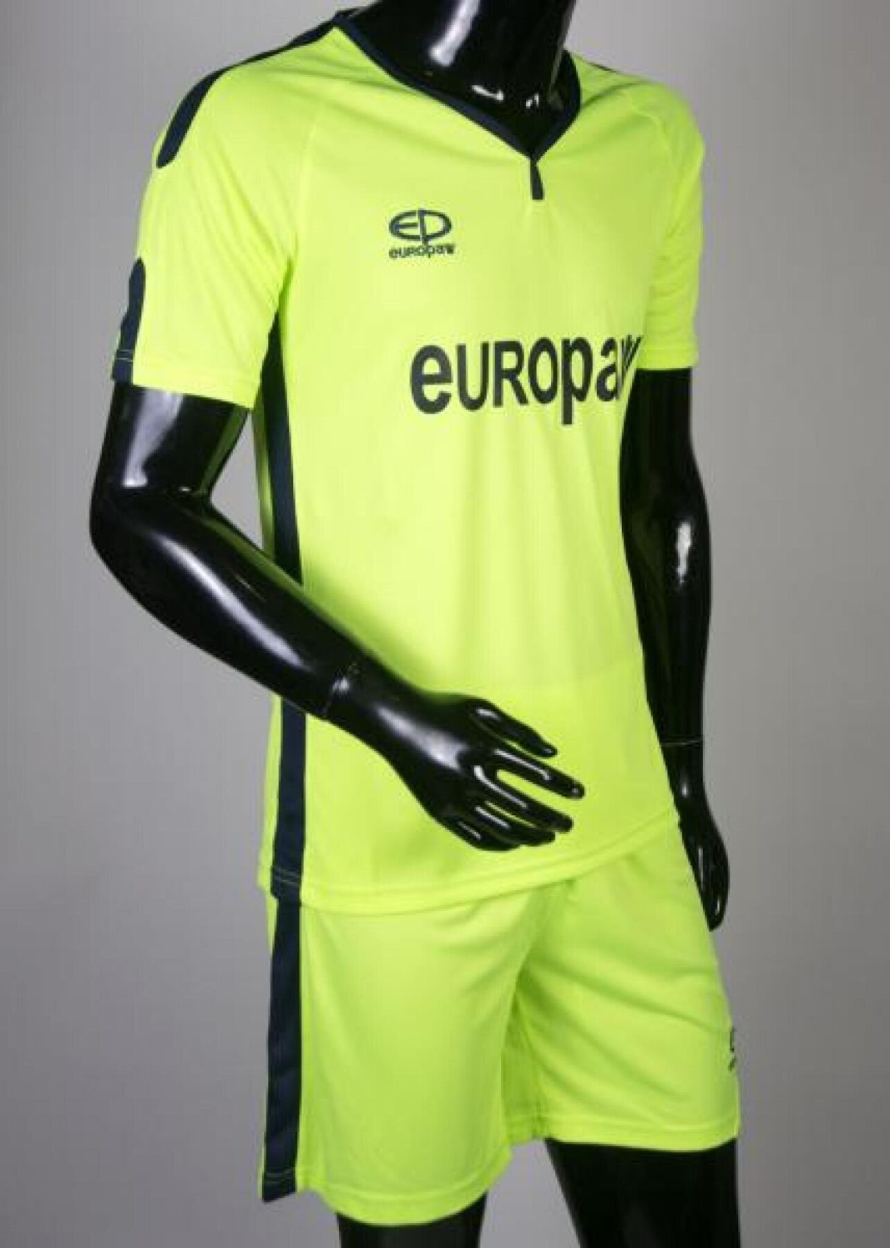 Футбольна форма Europaw 009 салатова фото товару