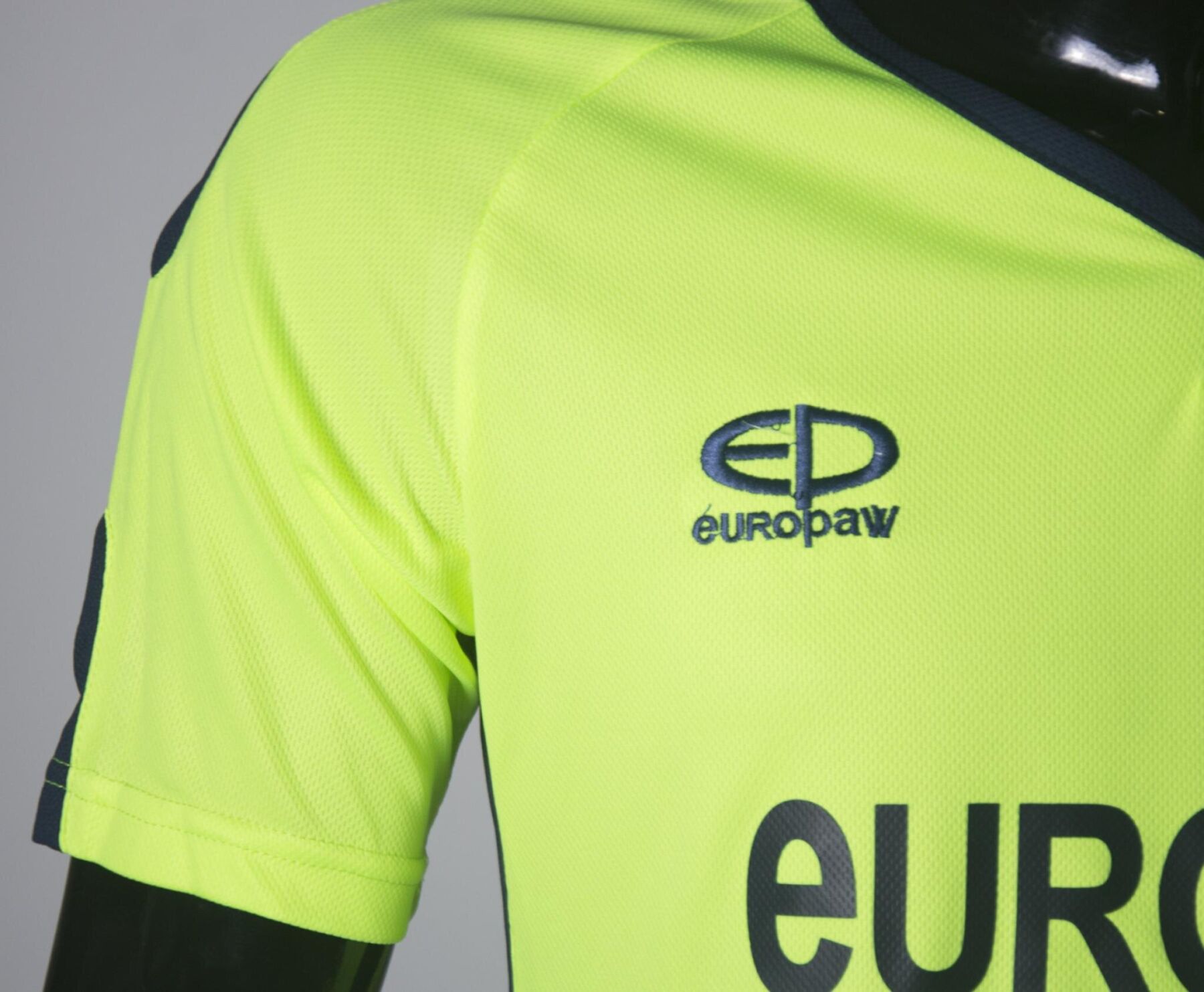 Футбольна форма Europaw 009 салатова фото товару