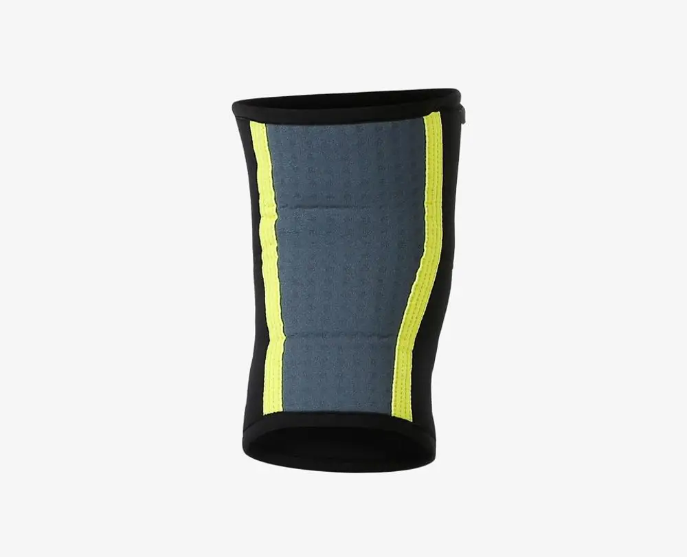 Наколінник з отвором SELECT Knee support with open patella 6201  чорний, S фото товару