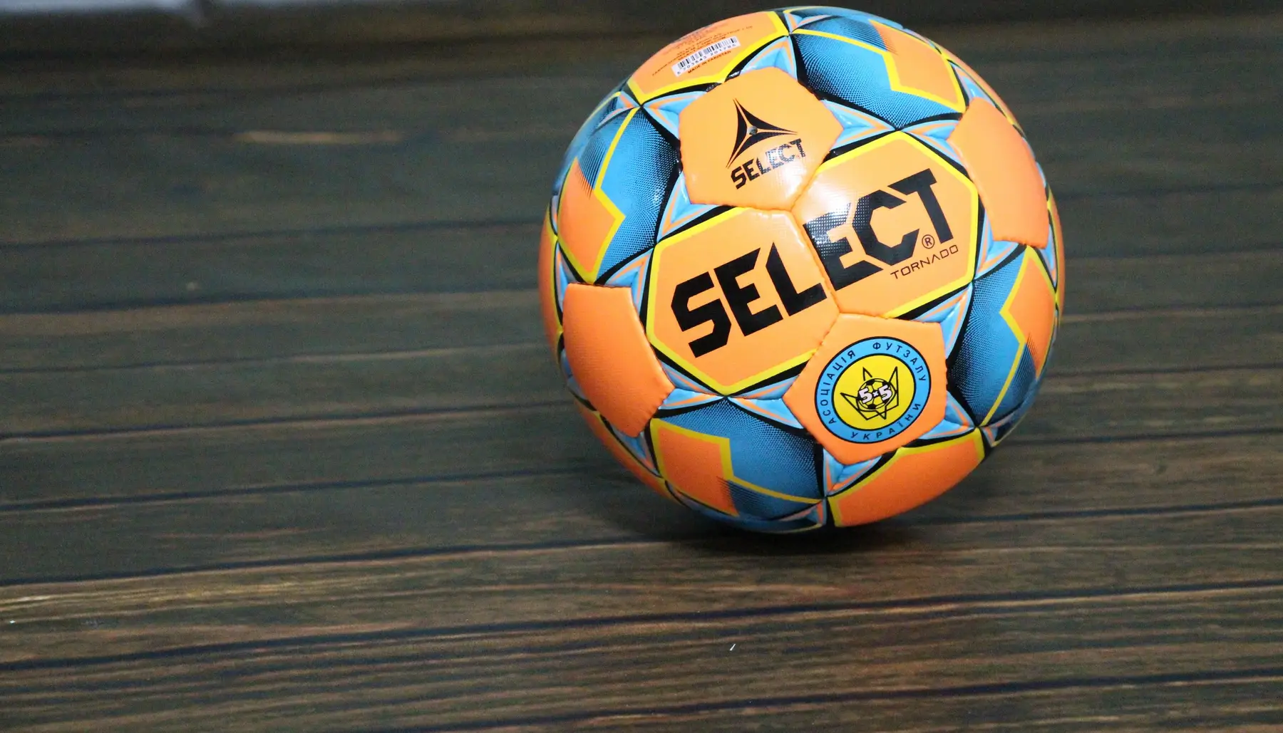 Мяч футзальный SELECT Futsal Tornado (FIFA Quality PRO) помаран/синій