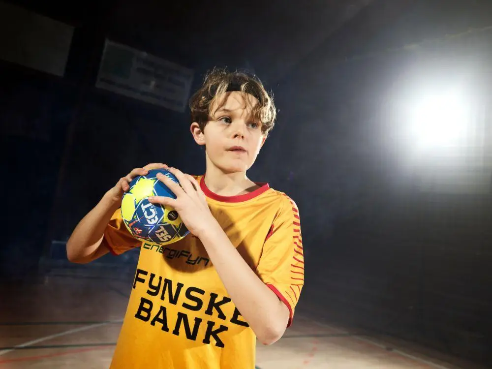 Мяч гандбольный SELECT Maxi Grip  син/жовтий, lilleput 1 фото товара