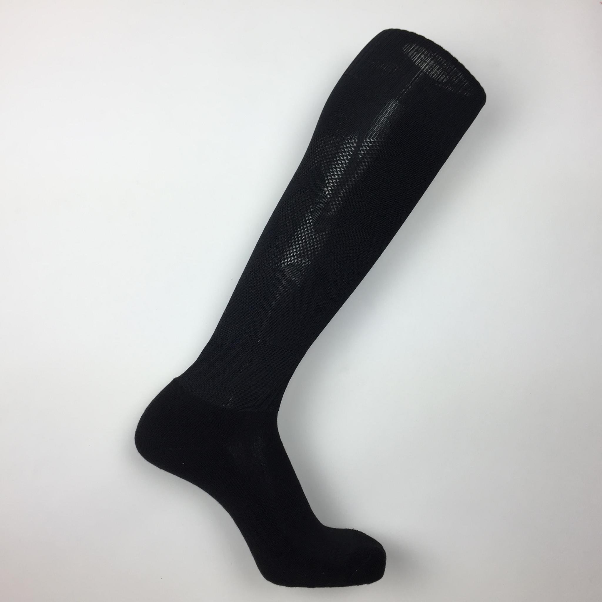 Гетры футбольные Europaw CTM-011 черные с трикотажным носком [41-45] фото товара