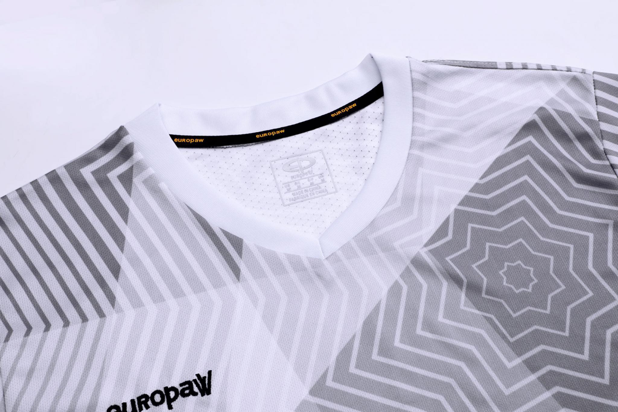Футбольная форма Europaw 025 бело-серая [S] фото товара