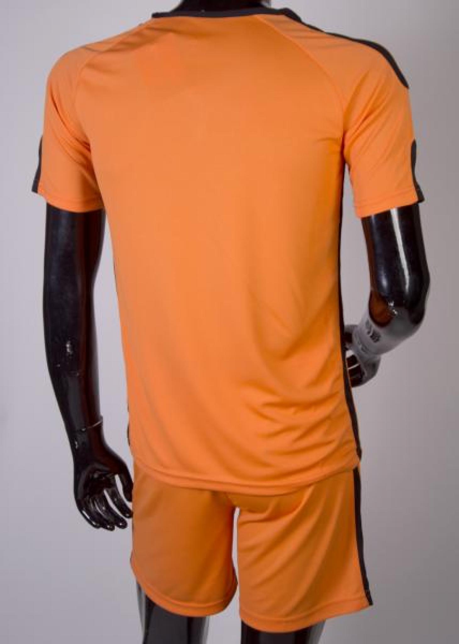 Футбольная форма Europaw 009 оранжево-черная [L] фото товару