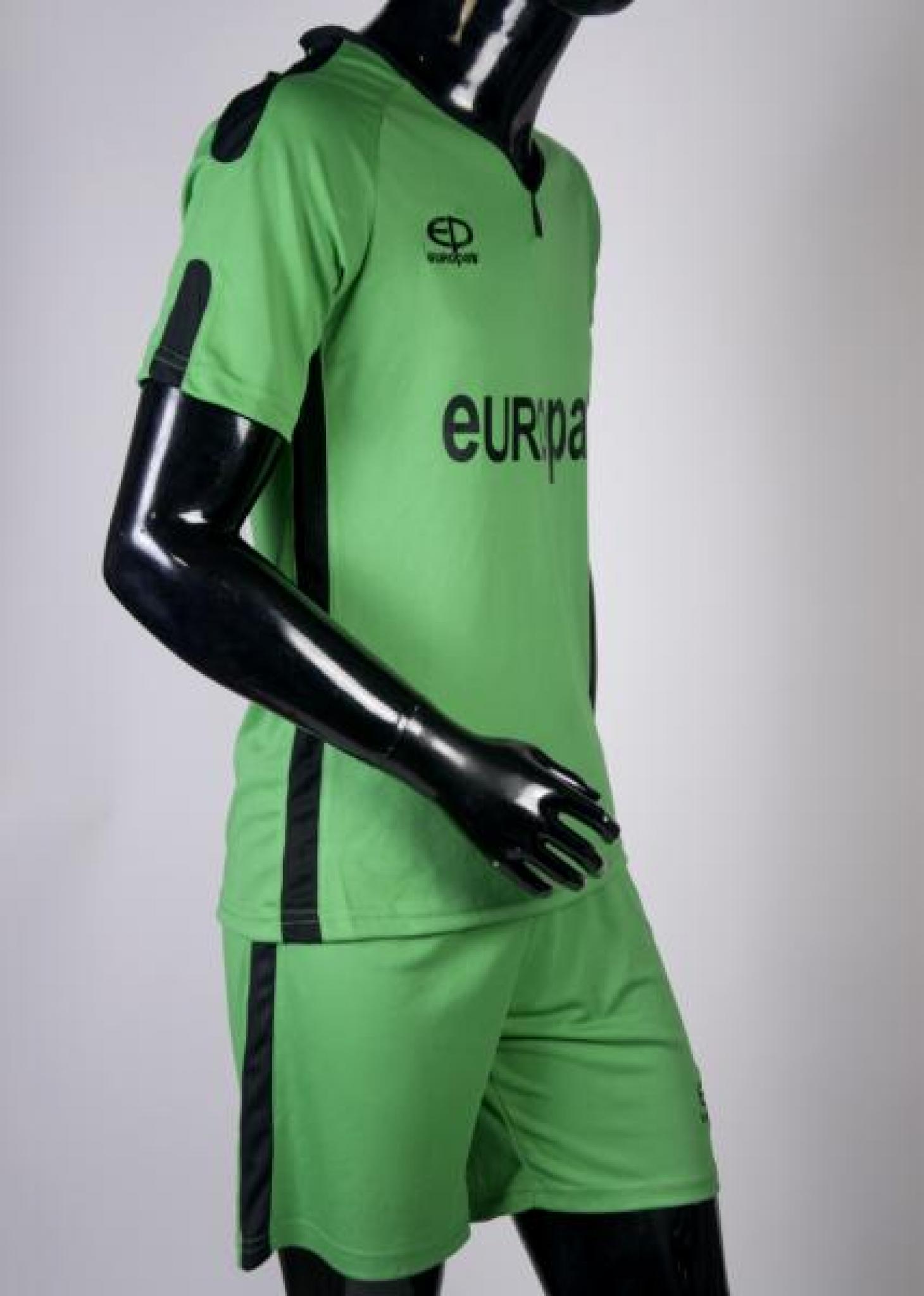 Футбольная форма Europaw 009 зелено-черная [L] фото товару